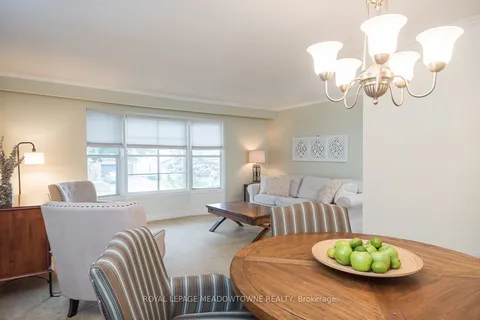 269 Ridge Dr, Milton, ON L9T 1X2