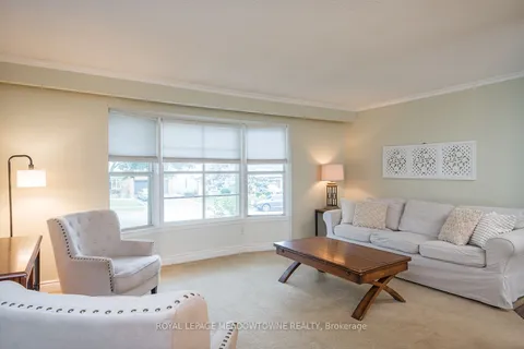 269 Ridge Dr, Milton, ON L9T 1X2