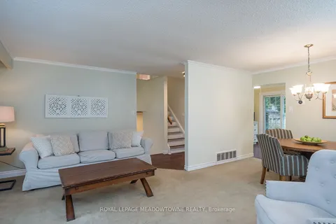 269 Ridge Dr, Milton, ON L9T 1X2