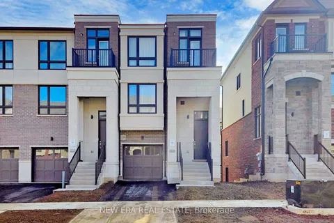 1330 Kaniv St, Oakville, ON L6M 5R3