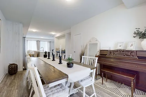 1330 Kaniv St, Oakville, ON L6M 5R3