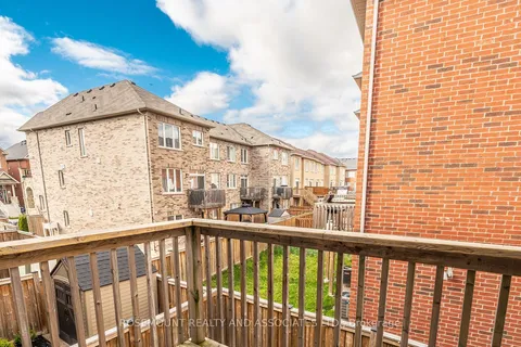 29 Rockman Cres, Brampton, ON L7A 0B5