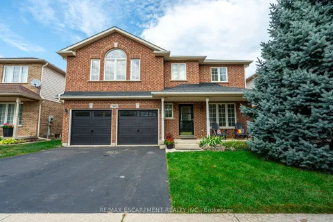 2405 Orchard Rd, Burlington, ON L7L 6X8