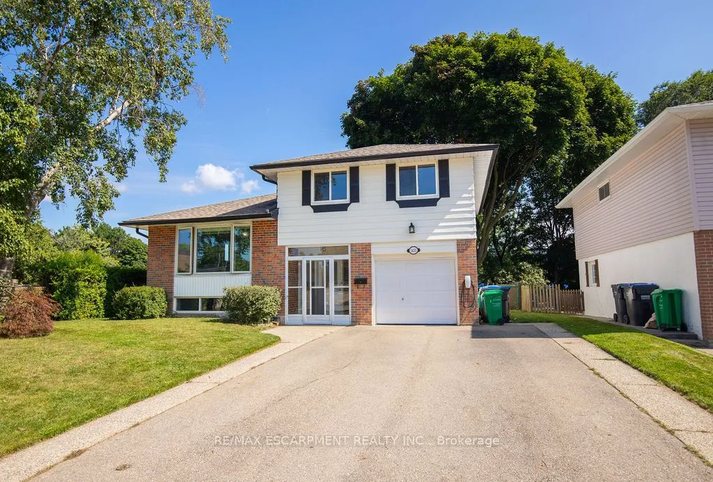 1431 Lewisham Dr, Mississauga, ON L5J 3R2