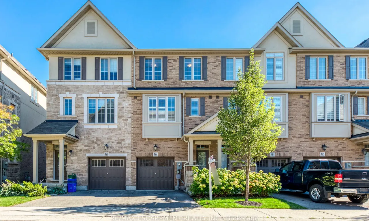 386 Belcourt Common, Oakville, ON L6H 0R1