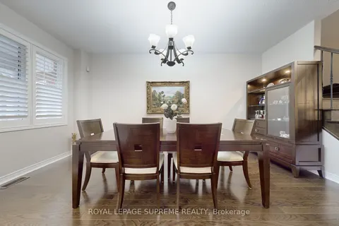 14 Kawana Rd, Brampton, ON L6Y 0W2