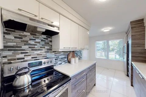 11 Abell Dr, Brampton, ON L6V 2V9