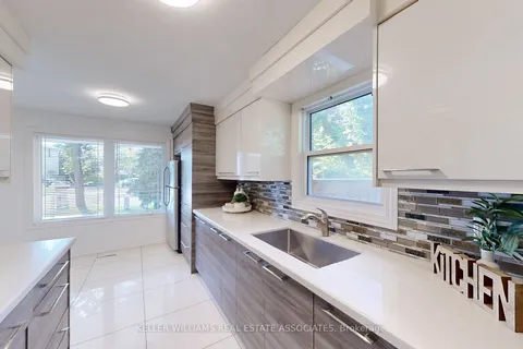 11 Abell Dr, Brampton, ON L6V 2V9