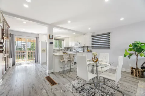 56 Grassington Cres, Brampton, ON L6S 1Z6