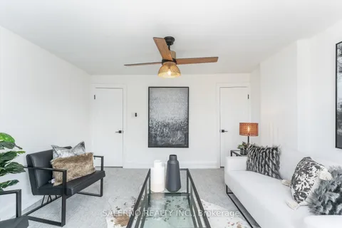 1448 Bloor St, Toronto, ON M6P 3L5