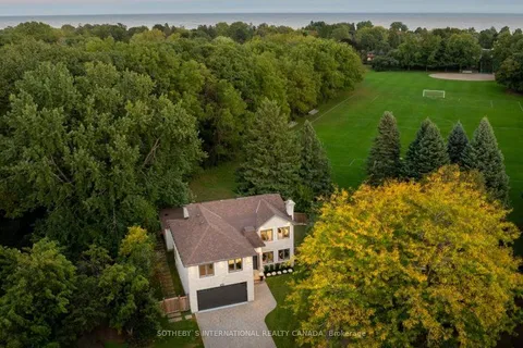 2410 Breton Clse, Oakville, ON L6J 5N8