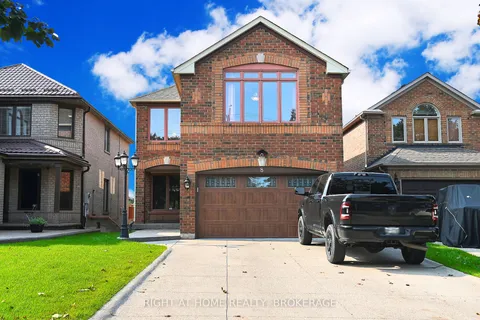 8 Cedarview Crt, Brampton, ON L6Z 4T2
