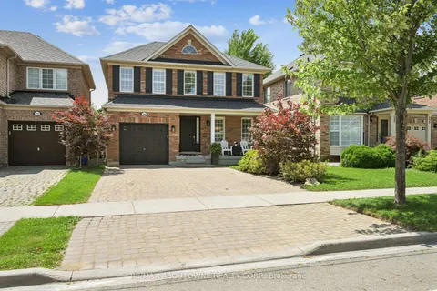 2278 Grand Oak Tr, Oakville, ON L6M 4X2