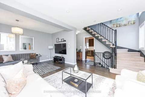 2 October Pl, Brampton, ON L6Y 0K1