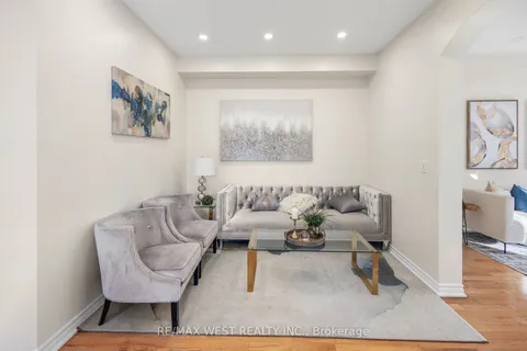 32 Hatton Crt, Brampton, ON L6Y 5T6