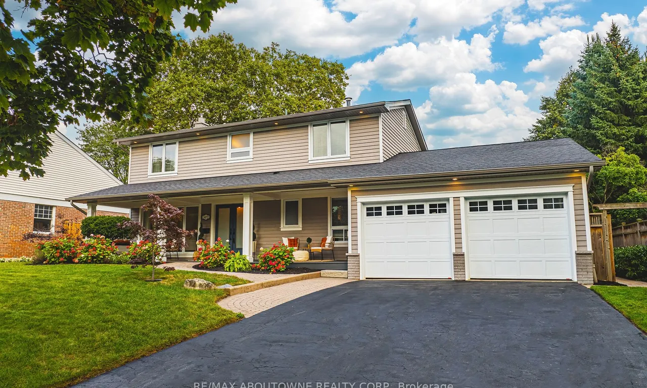 3472 Spruce Ave, Burlington, ON L7N 1K3