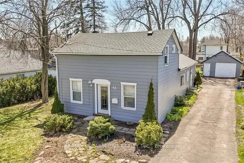 42 JOHN St, Halton Hills, ON L7J 2A7
