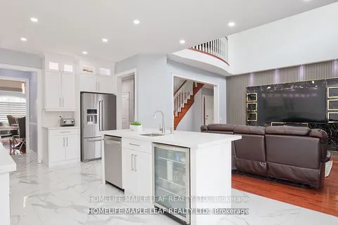44 Eaglesprings Cres, Brampton, ON L6P 2W2