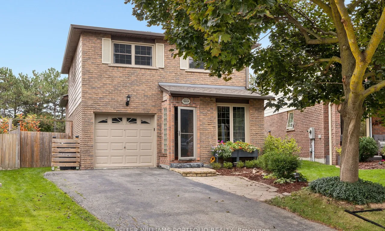 3054 Plum Tree Cres, Mississauga, ON L5N 4W6