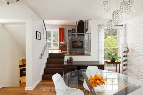 3054 Plum Tree Cres, Mississauga, ON L5N 4W6