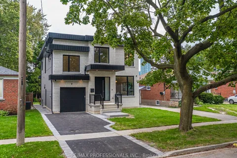 7 Charleston Rd, Toronto, ON M9B 4M6