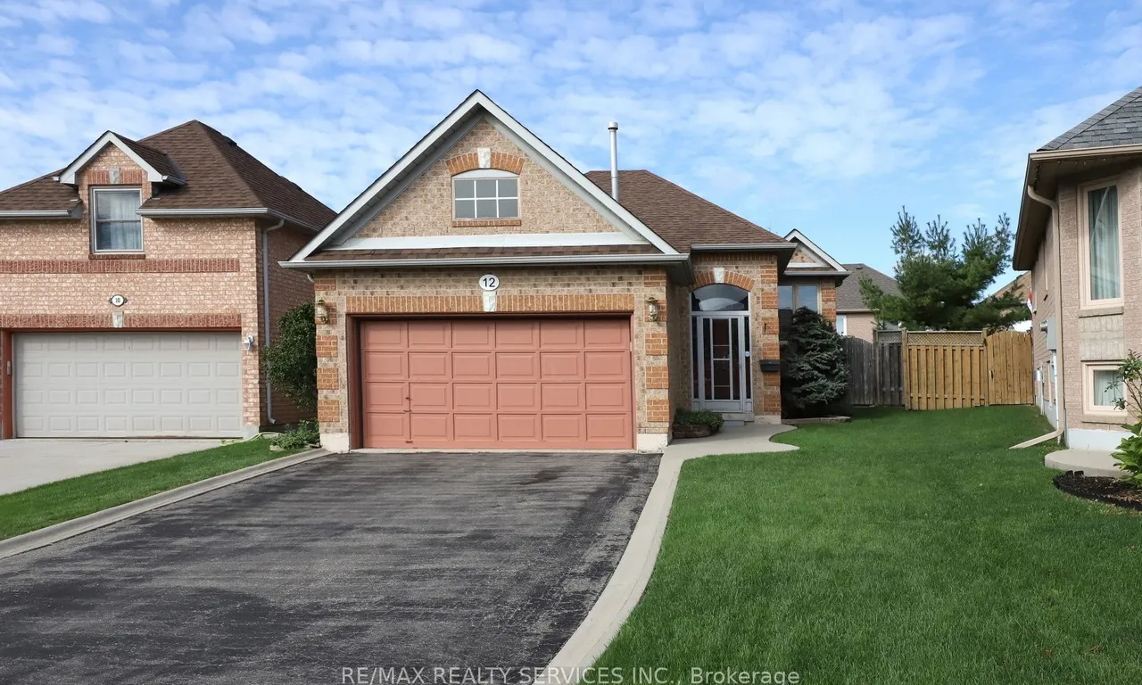 12 Summerfield Cres, Brampton, ON L6X 4L3