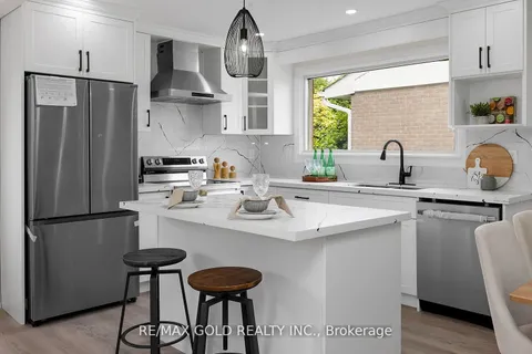 93 Cornwall Rd, Brampton, ON L6W 1N7