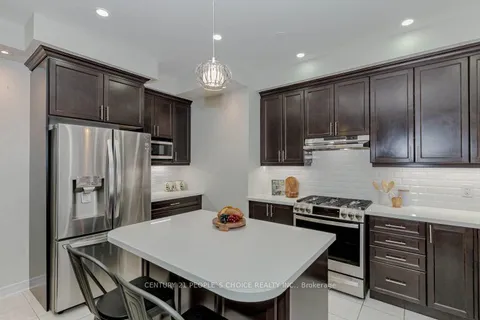 3299 Jacob Way, Oakville, ON L6M 5J9