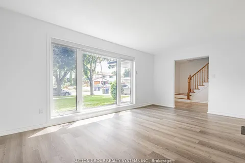 99 Mercury Rd, Toronto, ON M9W 3H4