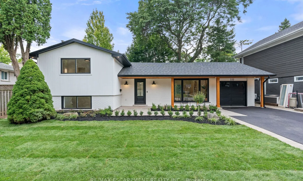 332 Swinburne Rd, Burlington, ON L7N 2A1