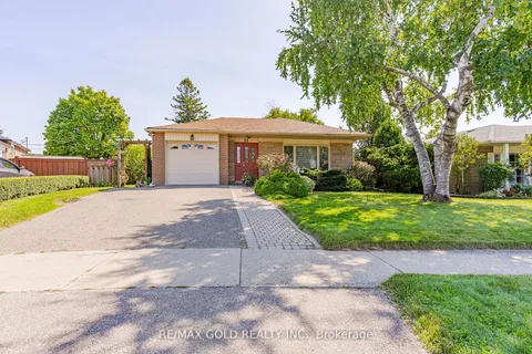 21 Aberdeen Cres, Brampton, ON L6T 2P8