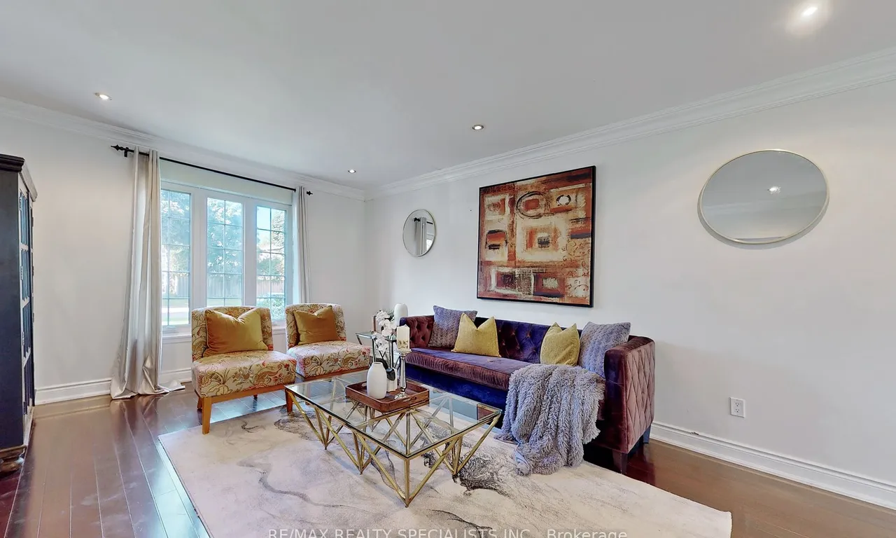 76 Jill Cres, Brampton, ON L6S 3J2