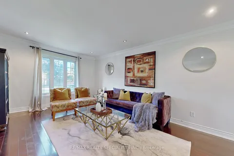 76 Jill Cres, Brampton, ON L6S 3J2