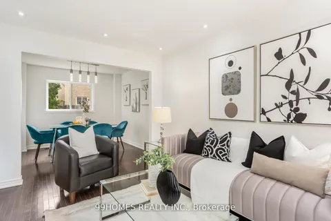 29 Horsham St, Brampton, ON L6X 3R6