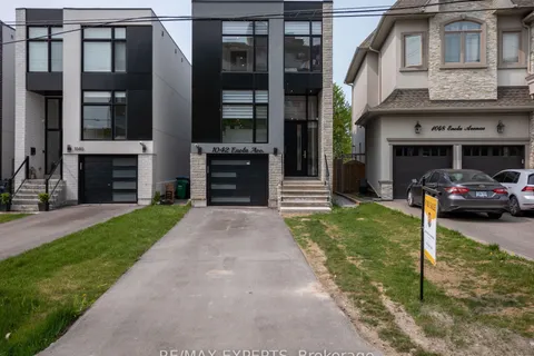 1042 Enola Ave, Mississauga, ON L5G 4A9
