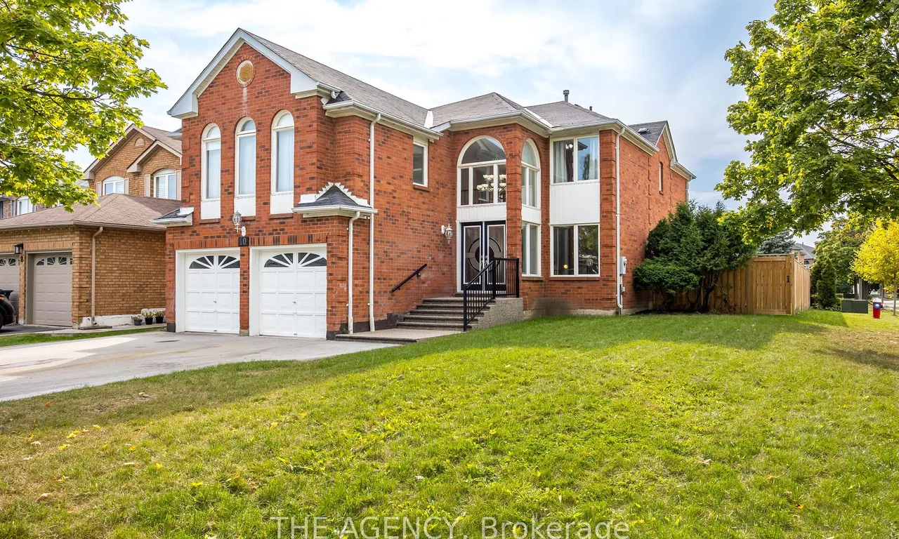 10 Karen Crt, Brampton, ON L6Y 4J1