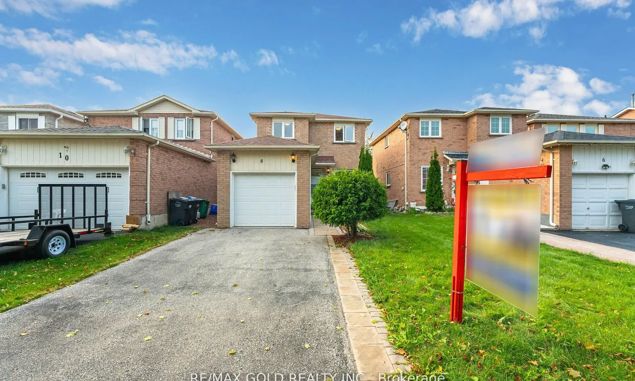 8 Murdoch Dr, Brampton, ON L6X 3Y2