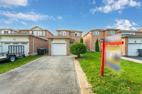 8 Murdoch Dr, Brampton, ON L6X 3Y2