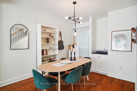 224 Annette St, Toronto, ON M6P 1P8