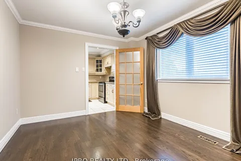 577 Yorkminster Cres, Mississauga, ON L5R 2A1