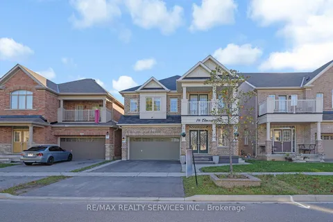 76 Elmcrest Dr, Brampton, ON L6Y 5Z1