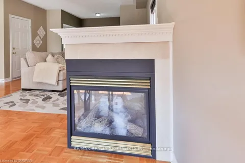 225 Andrews Tr, Milton, ON L9T 6S7
