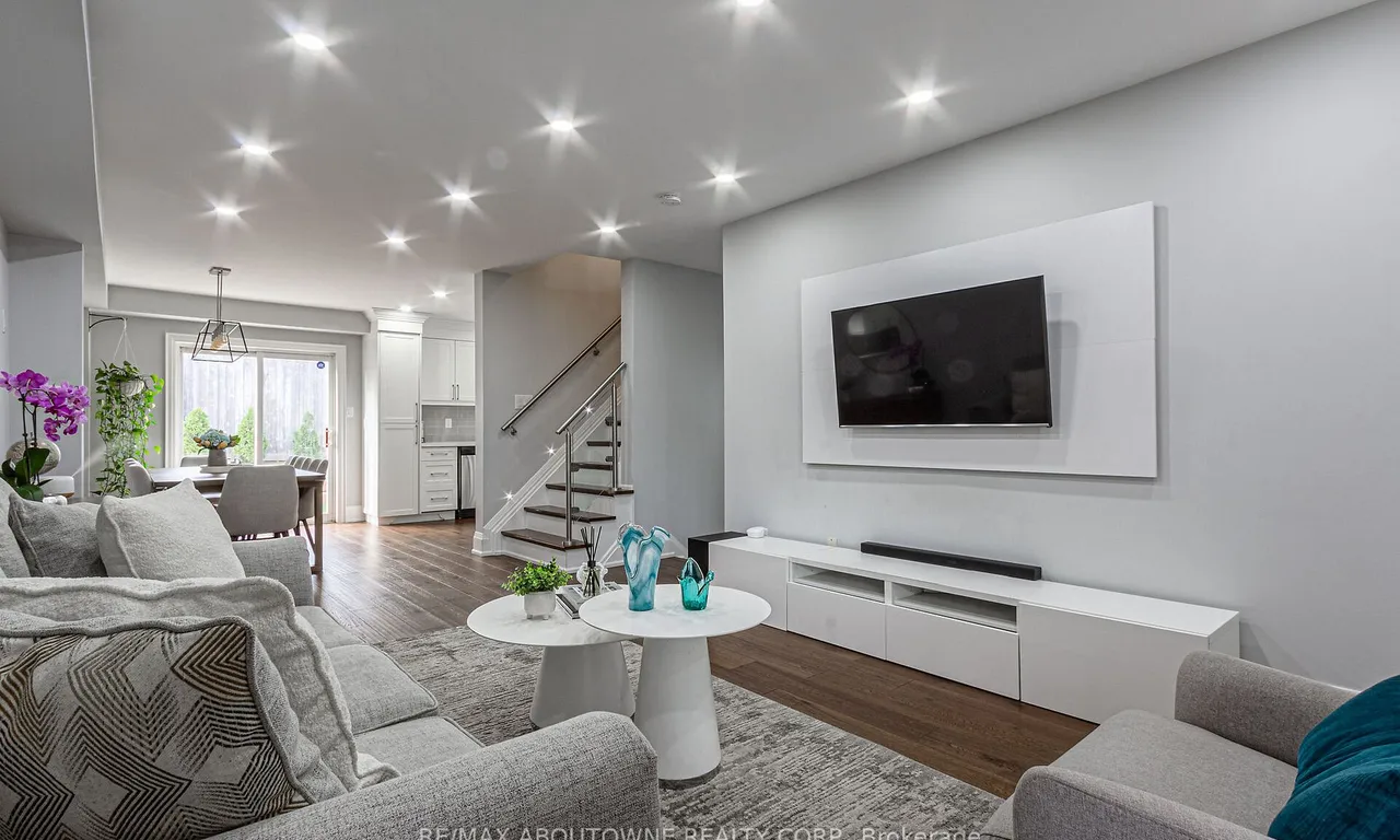 28 Bramcedar Cres, Brampton, ON L7A 1T1