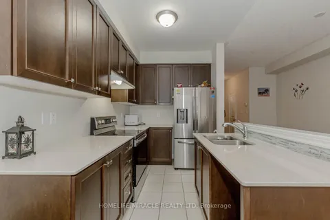 89 Finegan Circ, Brampton, ON L7A 4Z9