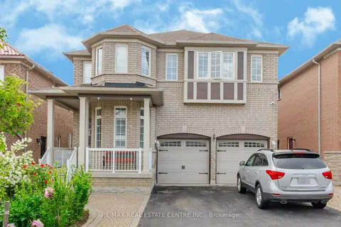 8 Goreridge Cres, Brampton, ON L6P 1P2