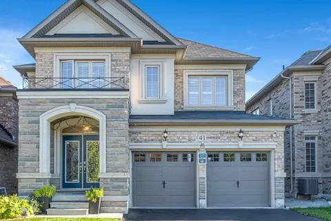 41 Bucksaw St, Brampton, ON L7A 4R3