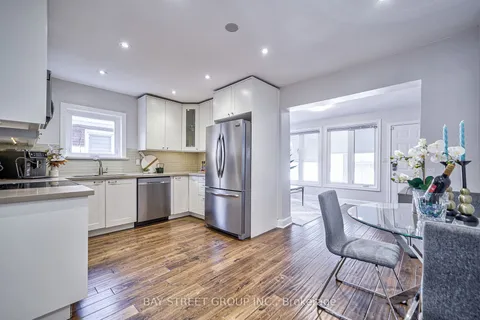 25 Yarrow Rd, Toronto, ON M6M 4E2