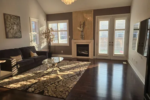 6 Villanova Rd, Brampton, ON L6Y 2Z4