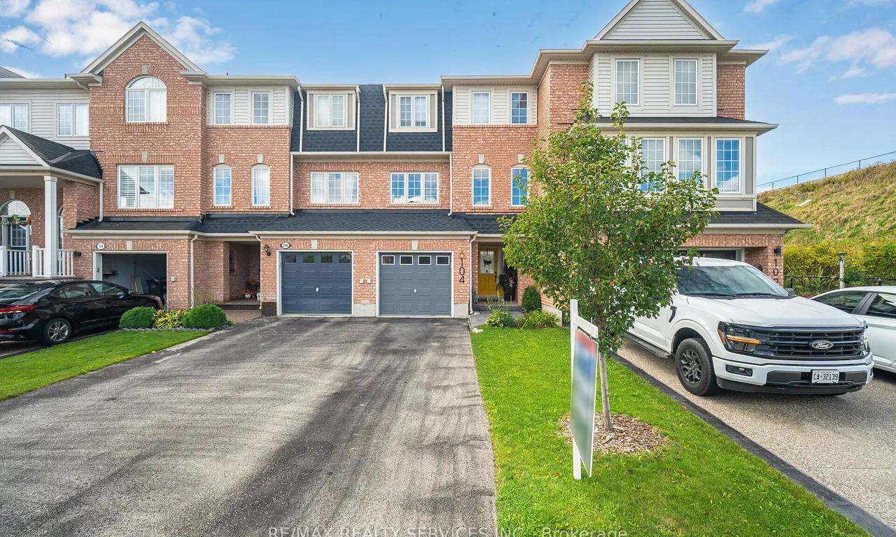 104 Decker Hollow Circ, Brampton, ON L6X 0L5