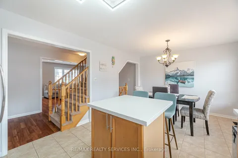 104 Decker Hollow Circ, Brampton, ON L6X 0L5